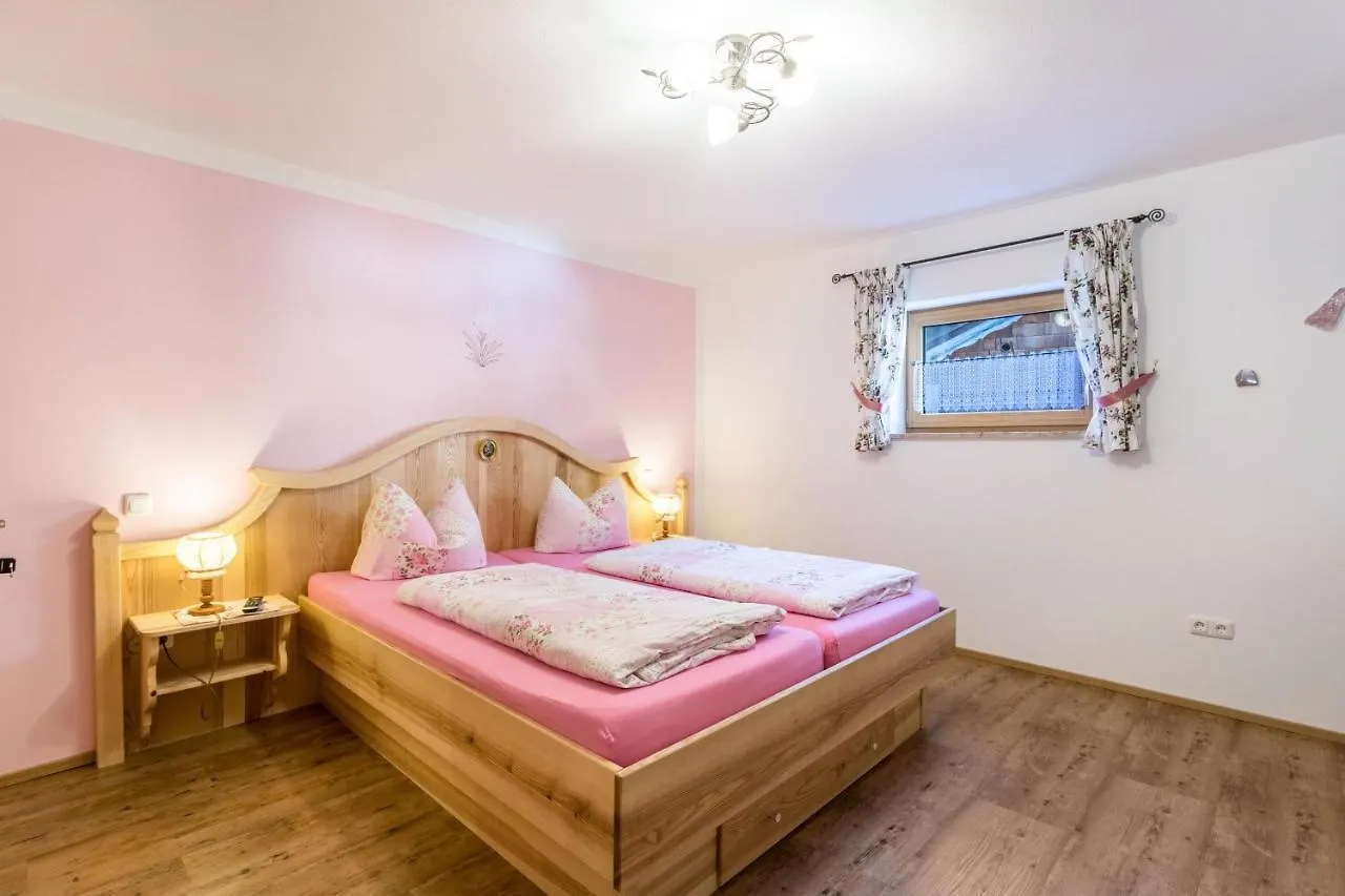 Ferienwohnung Rosenquarz Mittenwald
