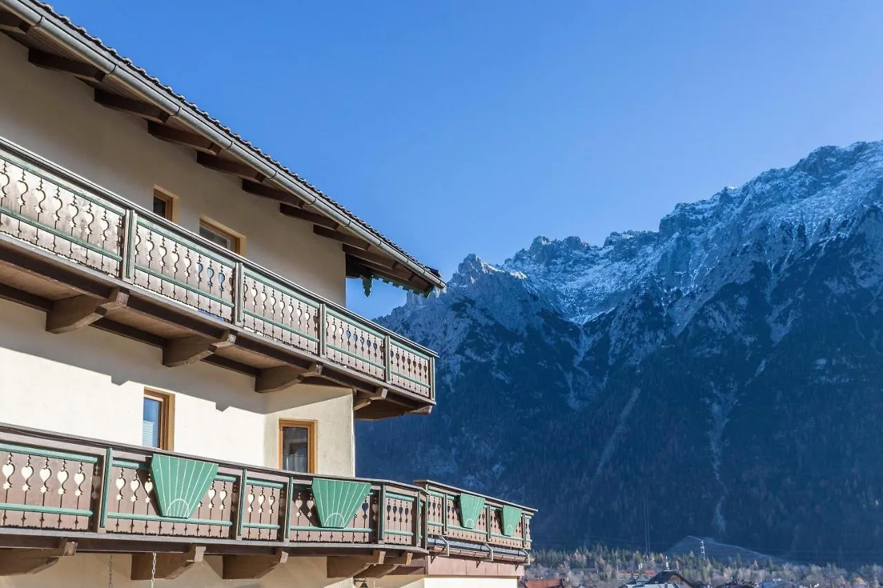 Ferienwohnung Rosenquarz Mittenwald 0*,